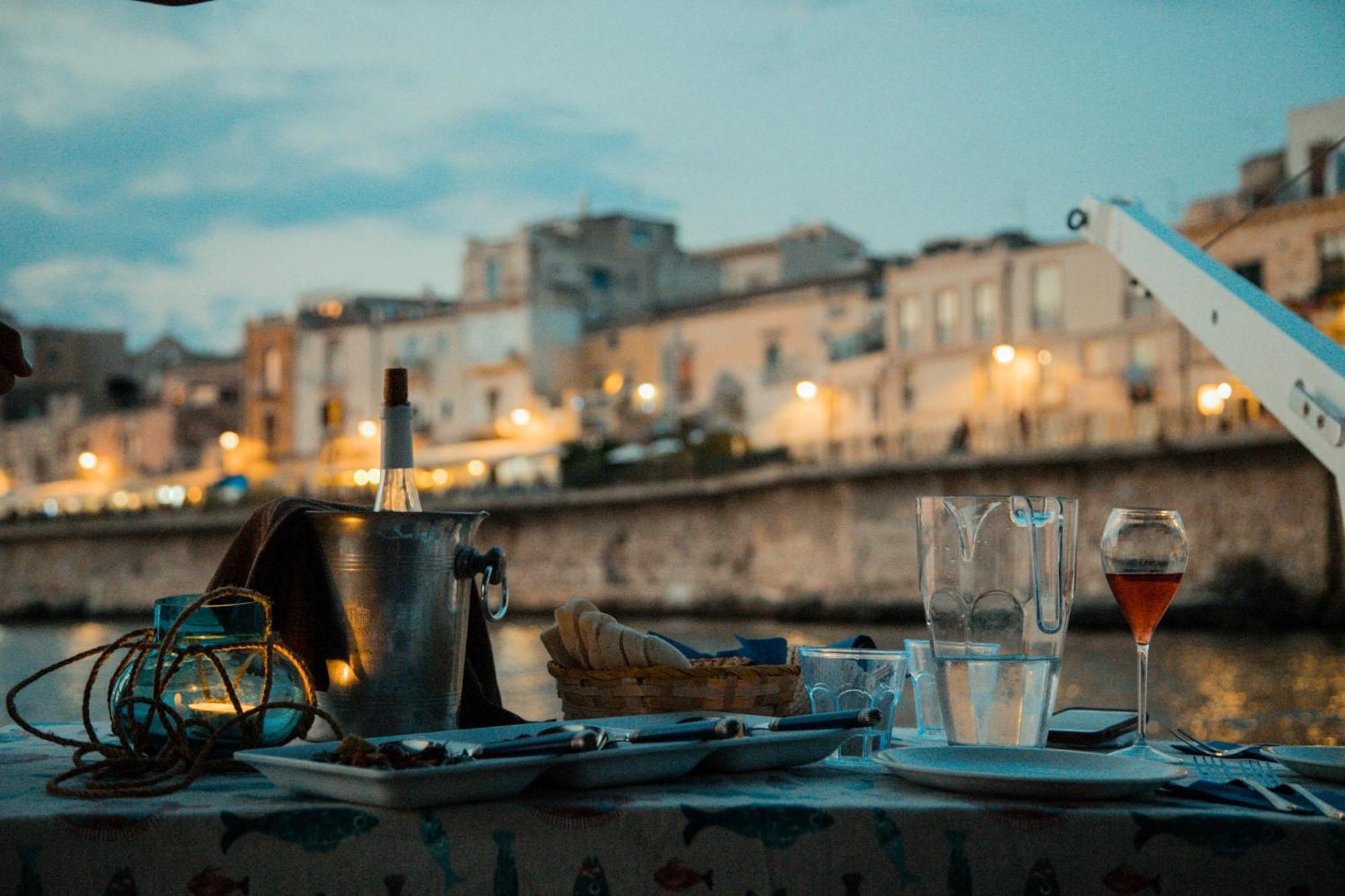 Dimora Di Ulisse Sea View Holiday Apartment Syracuse Bagian luar foto